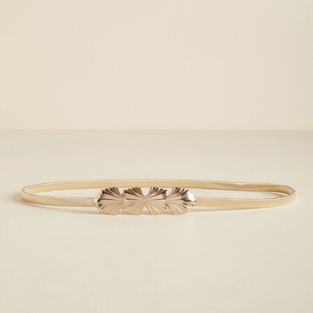 ModCloth Instant Glisten Belt in Gold XL